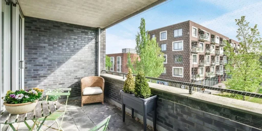 Stylish Outdoor Décor for Urban Living Stylish Outdoor Décor for Urban Living